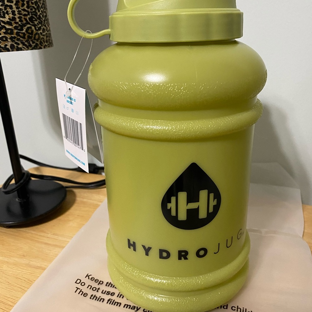 Olive Hydrojug